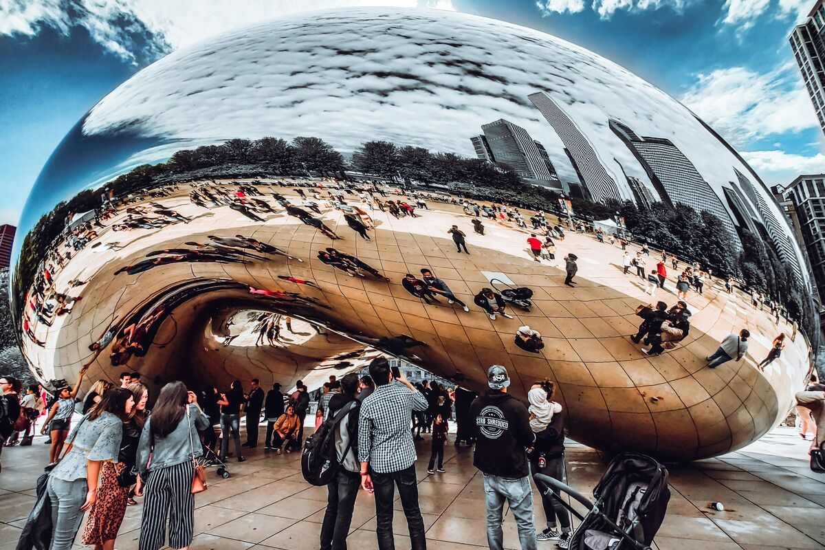 Cloud Gate (The Bean) in Millennium Park, an iconic Chicago landmark
